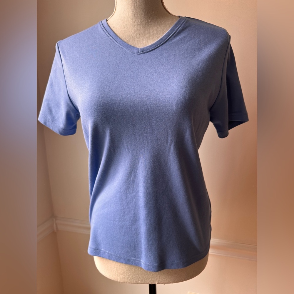 Lands’ End Women's Top Violet Classic V-Neck 100% Cotton XS
